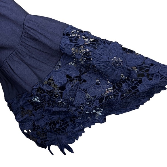 2 Chic Luxe Navy Lace Off the Shoulder Bell Sleeve Dress size: One Size - Picture 4 of 13